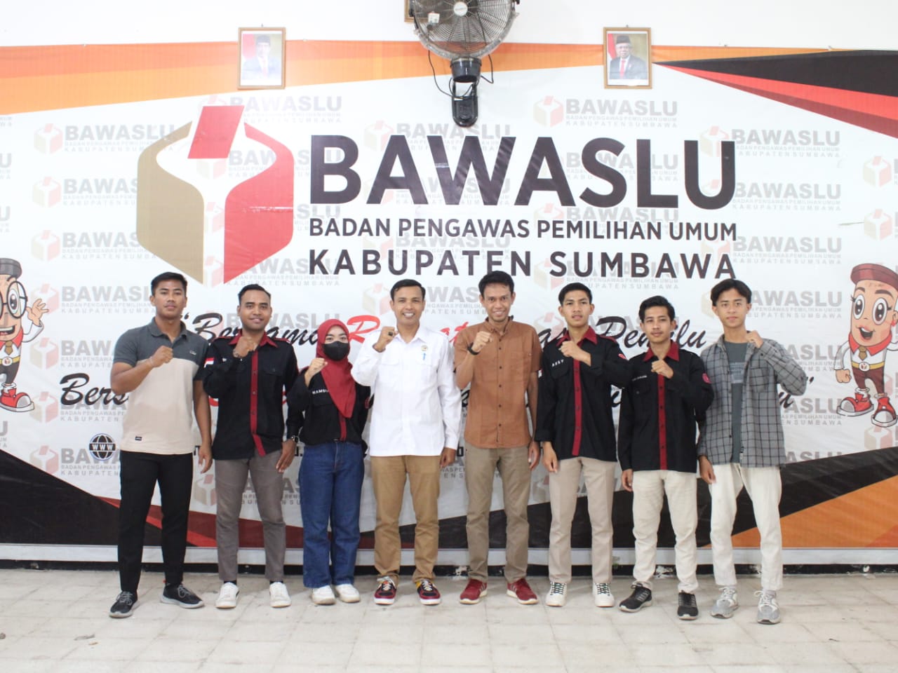 Mahasiswa Fakultas Hukum Kunjungi Bawaslu