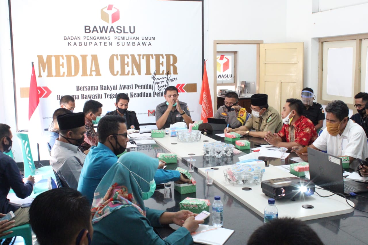 Hadapi Tahapan Pencalonan ; Bawaslu Laksanakan Rapat Koordinasi