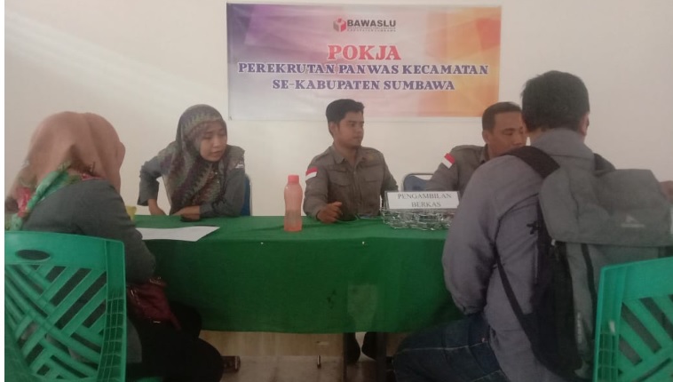 Tahapan Sosialisasi Recruitmen Panwascam.... Sudah Banyak Calon Pelamar