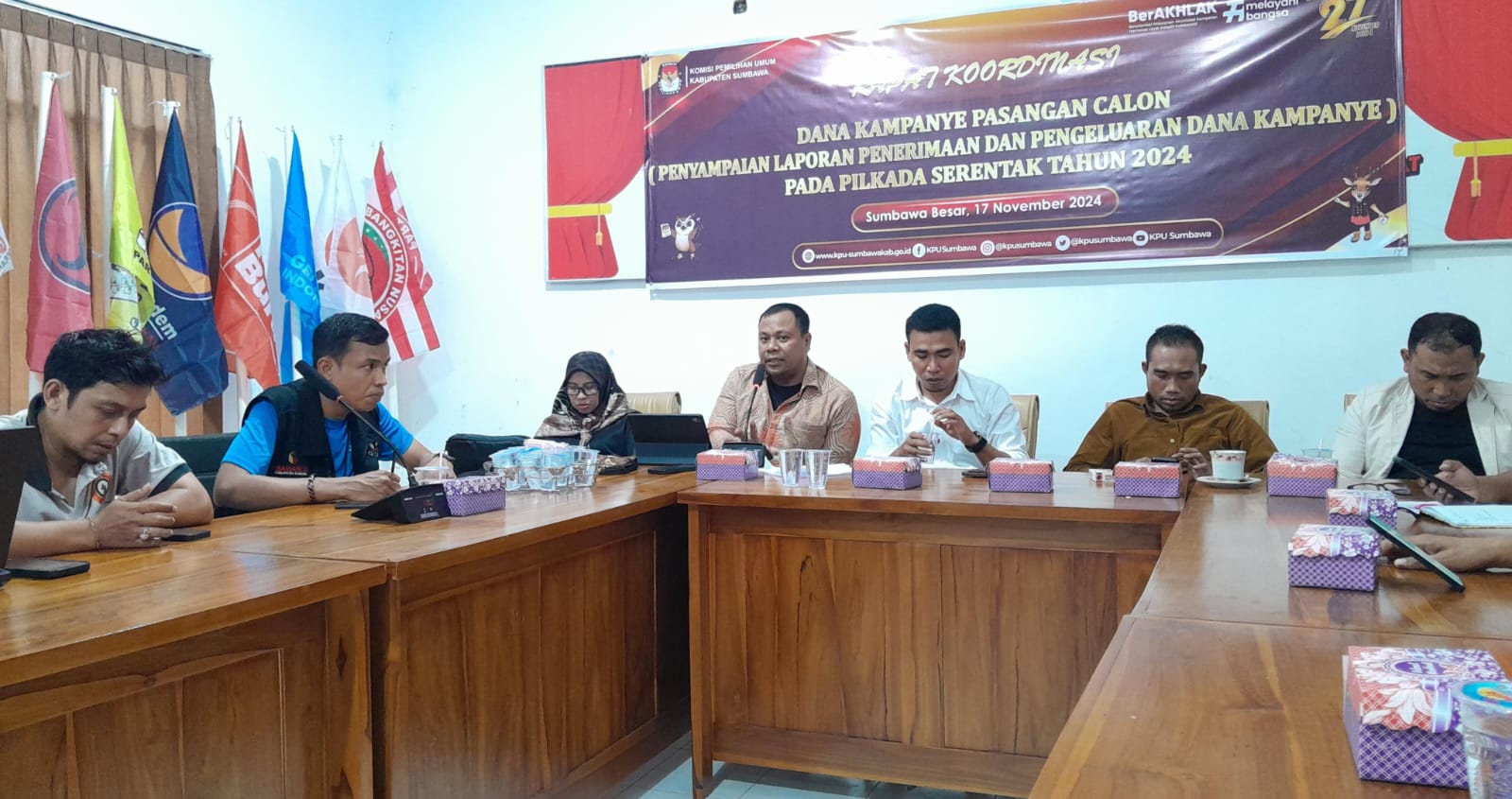 Rapat Fasilitasi TPS Loksus: Bawaslu Sumbawa Kawal Ketat Hak Pilih