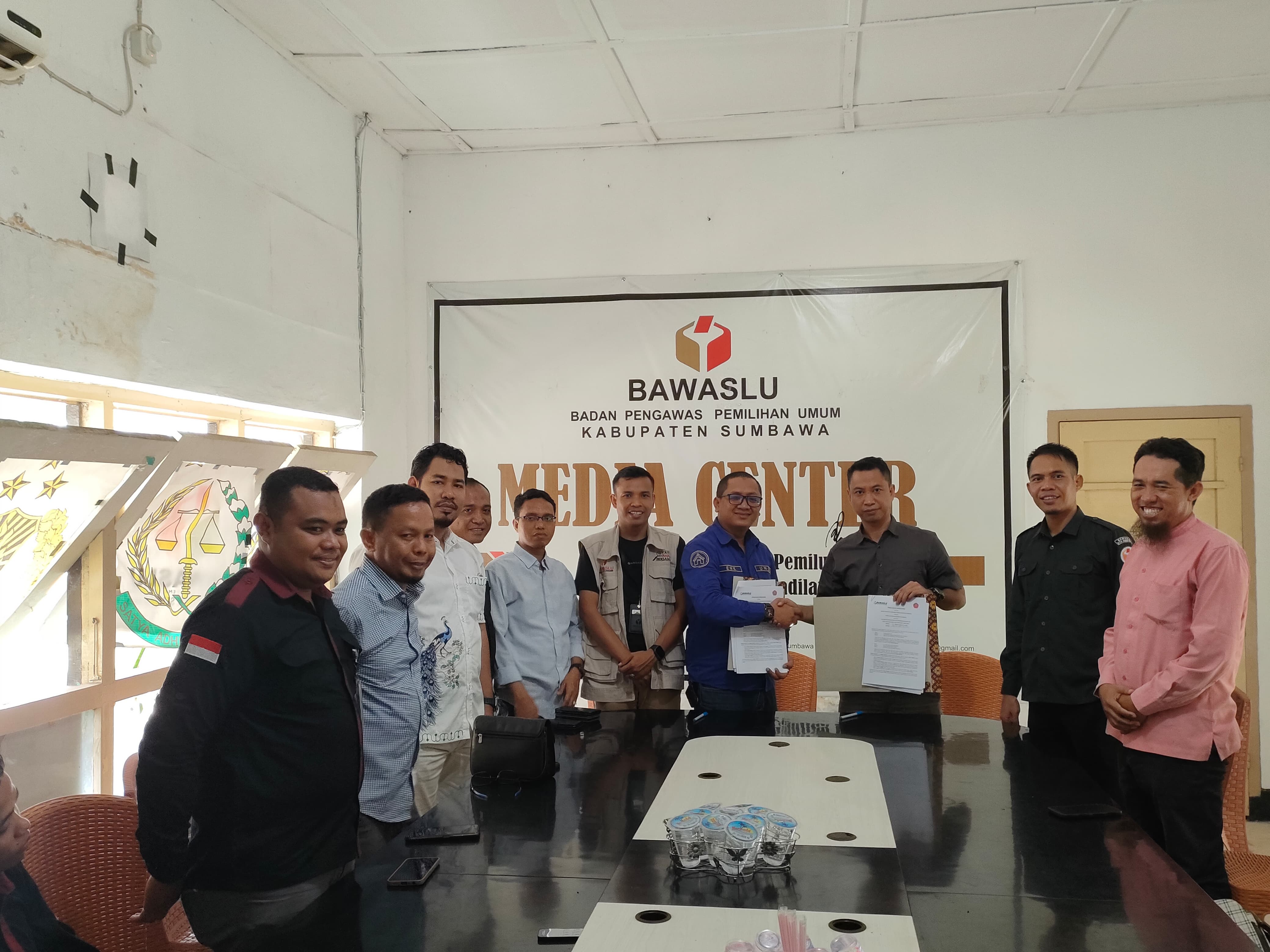 Fakultas Hukum Unsa Bangun MoU dengan Bawaslu Sumbawa 