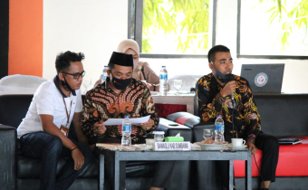 Rapat Pleno Terbuka; Bawaslu Koreksi KPU Sumbawa