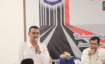 Kegiatan Kesbangpol Ketua Bawaslu Kabupaten Sumbawa Ajak Masyarakat Sukseskan Pemilu/Pilkada Serentak Tahun 2024"""